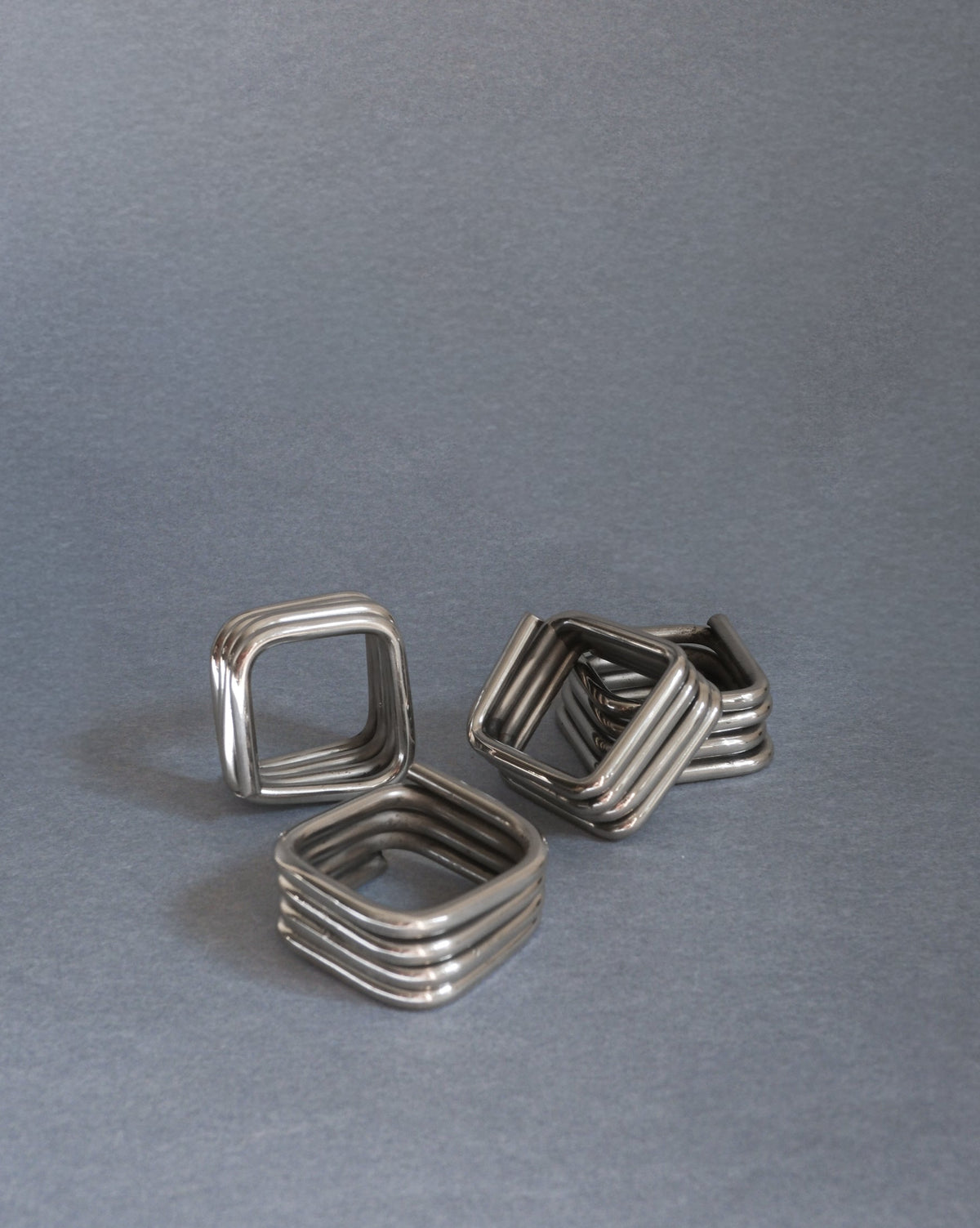 Mira napkin rings